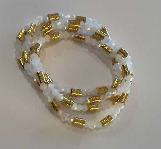White & Golden Beaded Bracelet